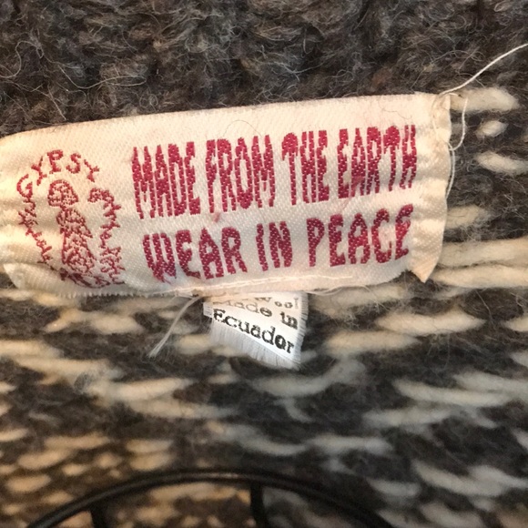 Gypsy Rose 100% Wool Cardigan - Picture 2 of 2